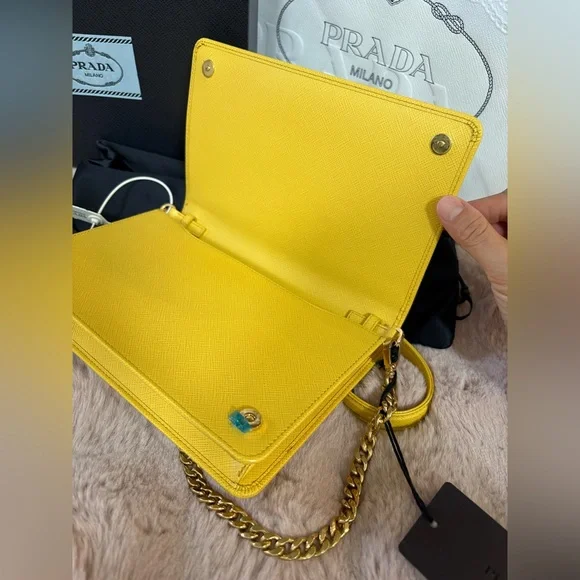Prada miniborse Saffiano leather Yellow Crossbody Bag with Chain Strap - Picture 8 of 8
